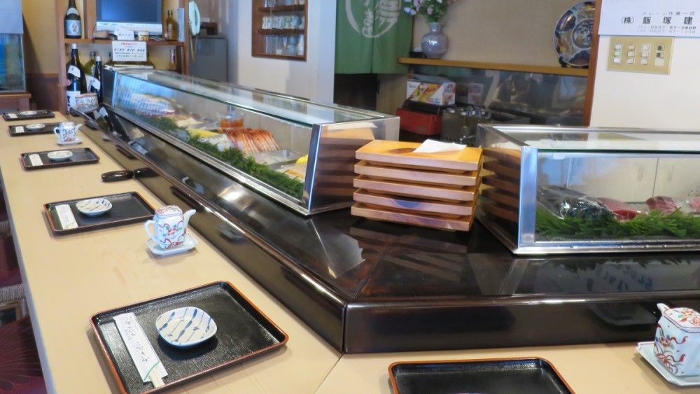 さつき寿しカウンター